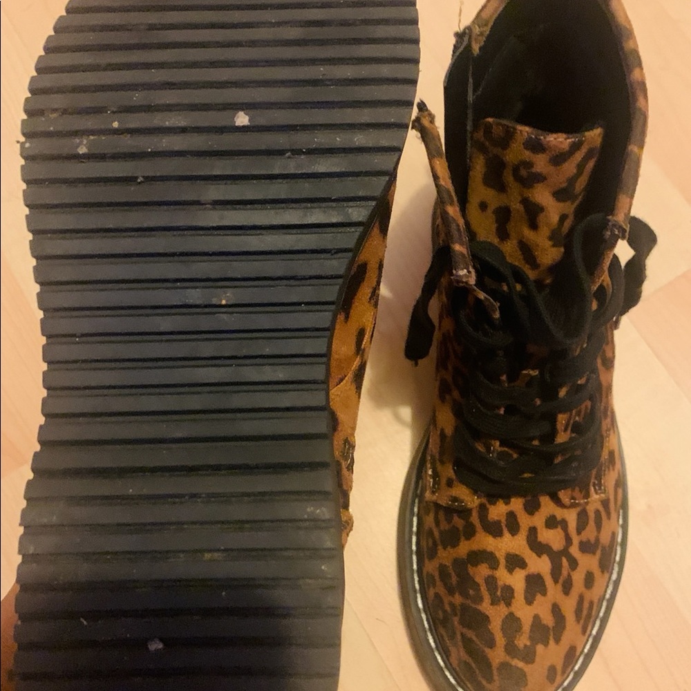 Leopard Print Booties - Picture 3 of 5